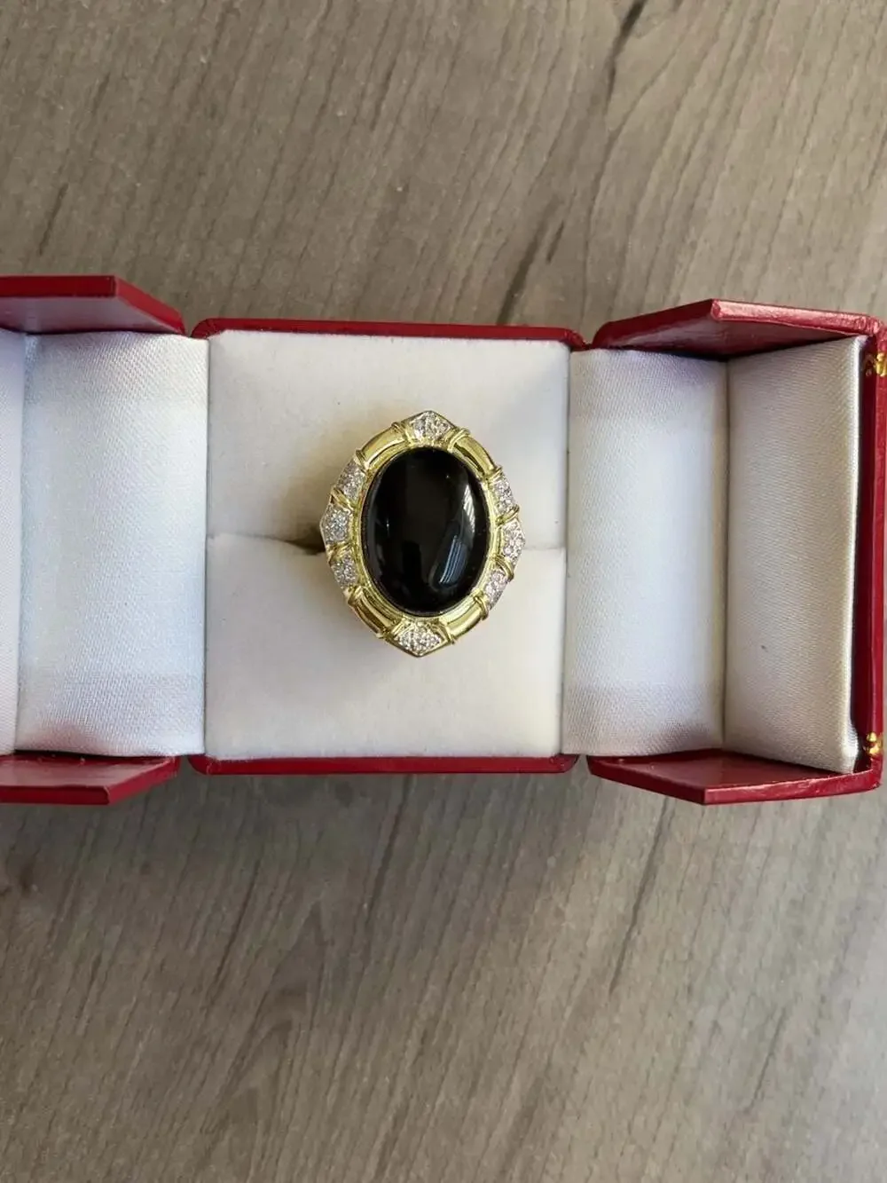 Vintage 14K Yellow Gold Oval Cabochon Black Onyx and Diamond Statement Cocktail